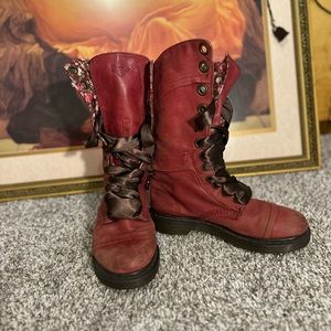 Dr Martens Boots Triumph Fold Down Floral Red Leather Tail Size 8.5